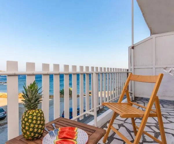 Escape In Tinos